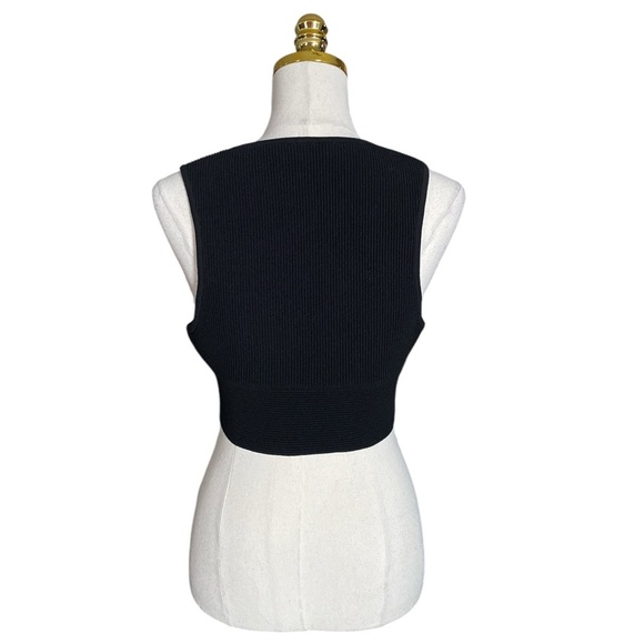 ARITZIA BABATON Black Sculpt Knit Deep V Tank Top Women’s Size L - Picture 7 of 10